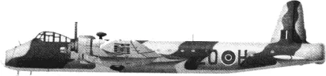 Тяжелый английский бомбардировщик Стирлинг MkIV Это хотя и много но - фото 80