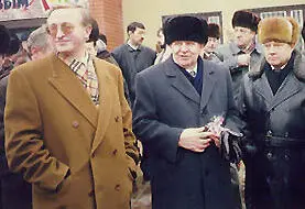 В разговоре особенно эмоциональном и искреннем человек обычно бессознательно - фото 26