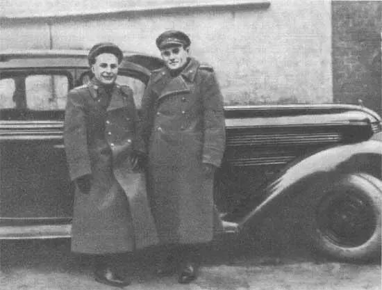 Валентин Петрович Глушко в Германии СП Королев в Германии 1945 г - фото 76