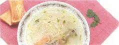 Отделим голову и лапки от тушки курицы лапки ошпарим и снимем с них верхнюю - фото 168