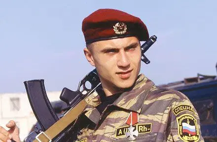 Мужество бойцов спецназа отмечено многими государственными наградами Один из - фото 59