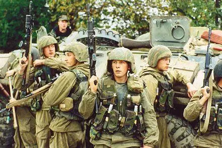 После боестолкновения унесшего жизни двух спецназовцев отряд продолжил - фото 97