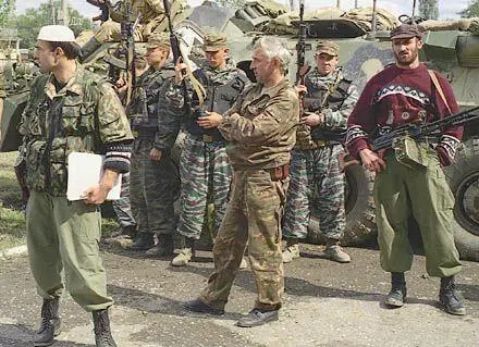 После Буденновска ситуация в Чечне резко изменилась Лето 1995 года пора - фото 25