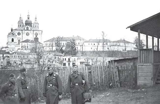 Фотографии сделанные во время оккупации Смоленска - фото 76