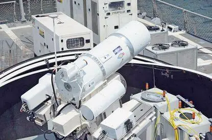 Рис 63 ANSEQ3 Laser Weapon System LaWS Основным элементом комплекса XN1 - фото 63