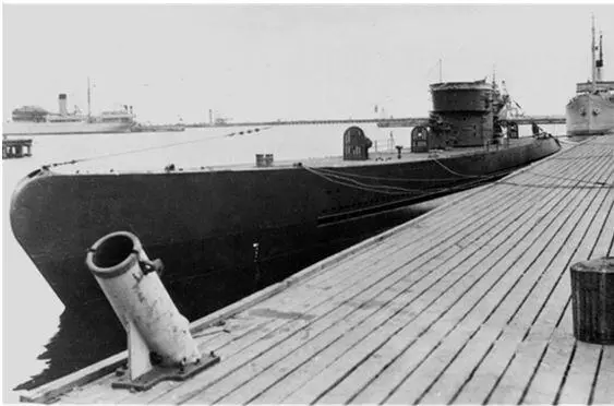 Подлодка U464 относящаяся к лодкам XIV серии Данные субмарины были - фото 111