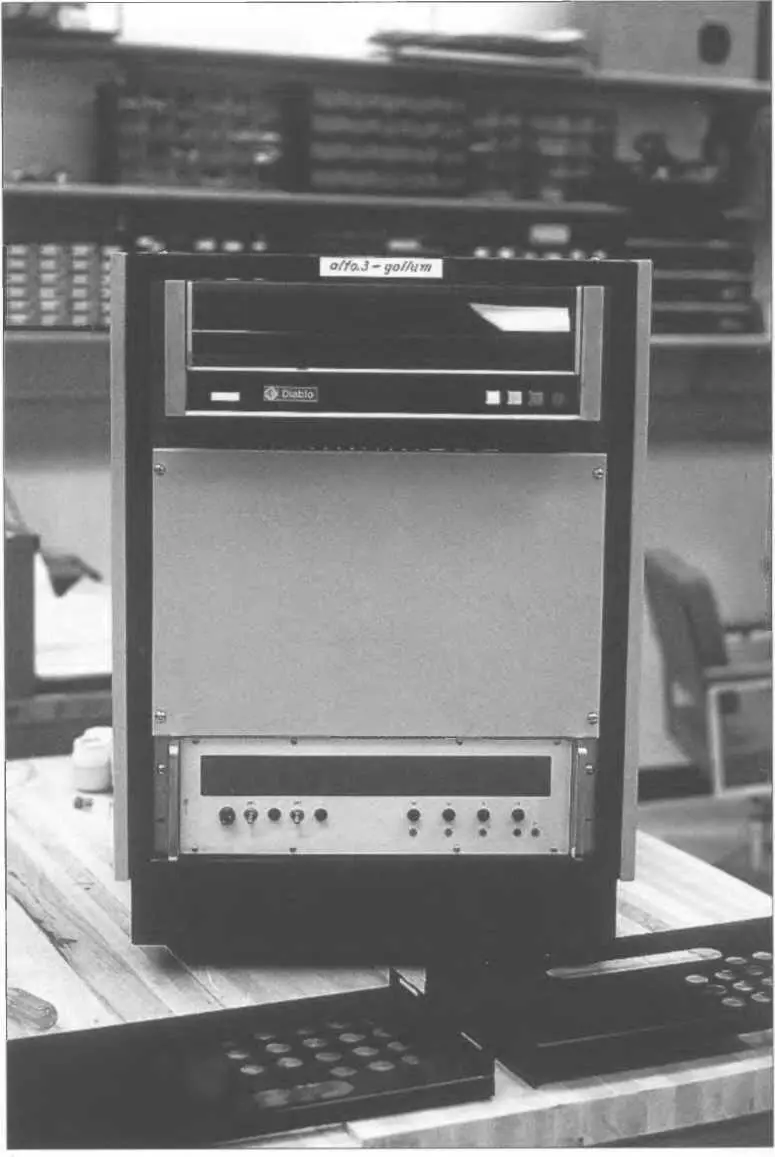 Созданный в 1973 году компьютер Alto Исследовательского центра PARC компании - фото 41