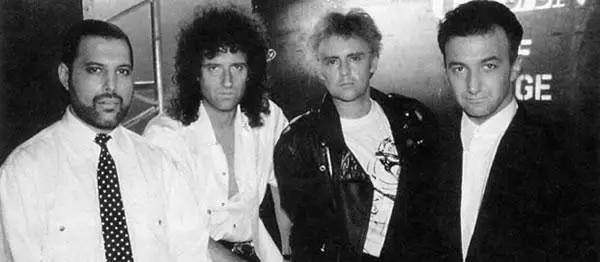 Фото Queen 1989 года В сентябре 1987 года пресса обратила внимание на - фото 57