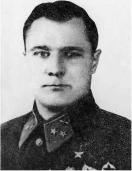 Командующий ВВС Западного особого военного округа генералмайор И И Копец По - фото 74