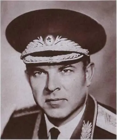 Владимир Ефимович Семичастный председатель КГБ в 19611967 годах Юрий - фото 16
