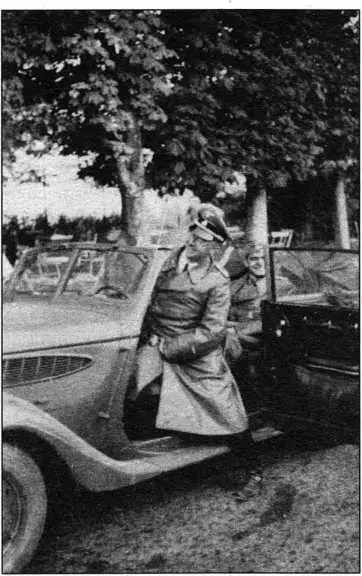 Генрих Гиммлер в годы войны Даже в 1945 году когда Великогерманский рейх - фото 6