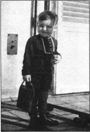 Пауль Д в одном из детских домов Источника жизни сентябрь 1940 года - фото 76