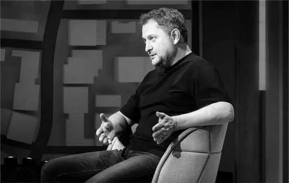 Евгений Писарев Мне кажется хорошо что мама всего этого не видела Фото - фото 36