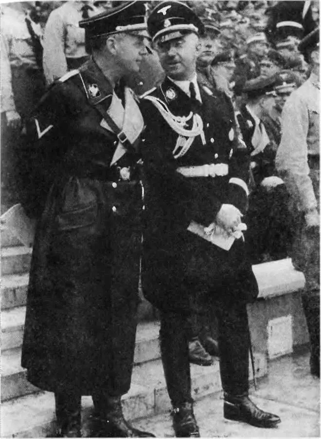 Иоахим фон Риббентроп и Генрих Гиммлер в Нюрнберге в 1938 г Военные преступники - фото 4