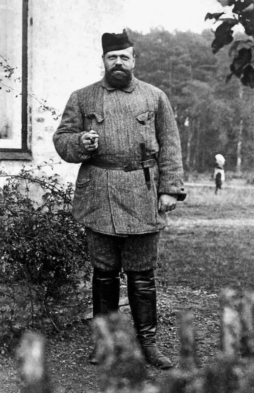 Александр III в непарадном виде Фотография В некоторых исторических книгах - фото 62
