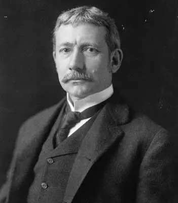 Elihu Root 18451937 В июлеавгусте 1917 г из Вашингтона перевели сначала - фото 69