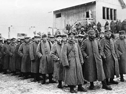 По окончании Первой мировой войны платить репарации победителям должна была - фото 78