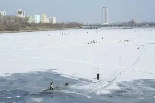 Отличие Северной Кореи от России в том что это полностью горная страна - фото 207