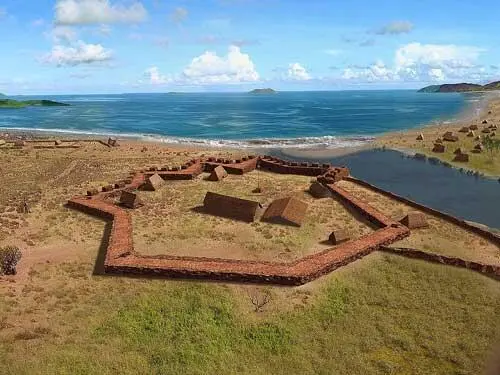 Честно говоря от прежней твердыни мало что осталось но всеравно было - фото 3
