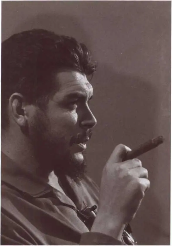 Легендарный команданте Че Гевара Гавана 1964 г С дочерью Ильдитой Фиделем - фото 36