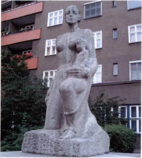 Й Торак Родные места 1928 год А Гитлер Церковь Карла зимой 1912 год - фото 9