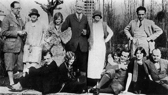 С актерами бродвейских театров 1924 1917 Знаменитое музыкальное трио - фото 10