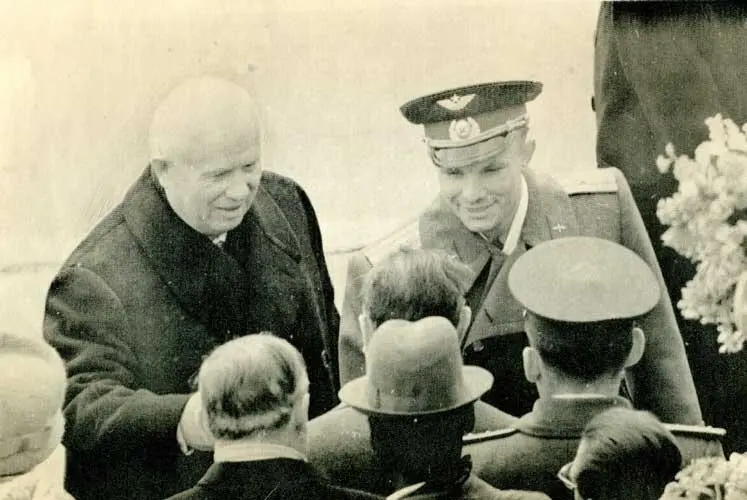 Снимок принятый Петрозаводской студией ТВ по фототелеграфу Апрель 1961 года - фото 39