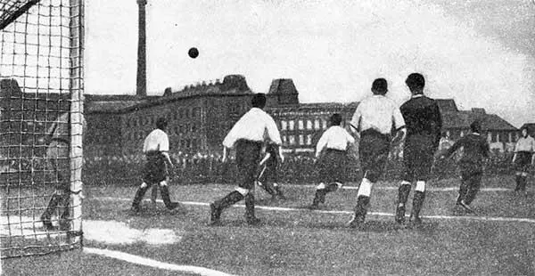 Петербург 1911 Первая встреча русских футболистов с англичанами Проживающие - фото 33