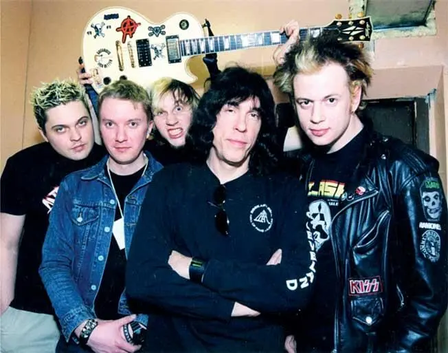 Marky Ramone The Pinhead Army Слева направо Алексей Соловьев Сергей - фото 44