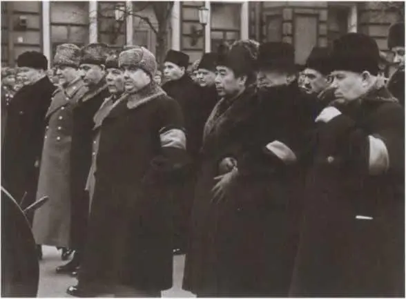Похороны Сталина Георгий Маленков 1935 г Валерия Голубцова жена - фото 22