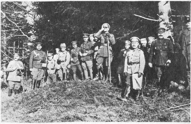 Осень 1916 г Буковина С высоты 1279 союзники здесь англичане французы и - фото 4