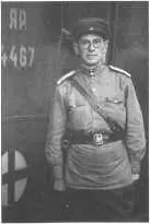 Отец у санитарного поезда 25 марта 1944 Вспоминаю странный и загадочный - фото 6