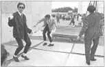 Стиляги танцуют рокнролл 1959 Помню нас в очередной раз попытался поймать - фото 28