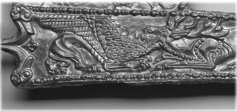 Рисунок 37 Сцена терзания оленя на ножнах меча из КульОбы Обкладка рукояти и - фото 38