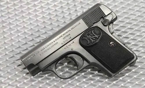 Рисунок 27 Пистолет для самообороны Browning 635 mm Однако несмотря на - фото 32