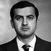 Вагиф Гусейнов Фото Araz Yaquboğlu Wikipediaorg Гусейнов родился в 1942 - фото 131