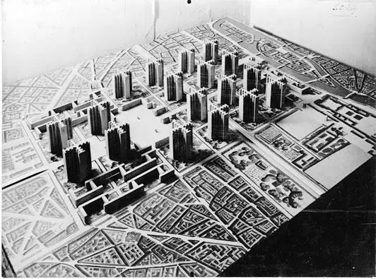 Слева вверху пример планов городасада Эбенезера Говарда Справа вверху новый - фото 70