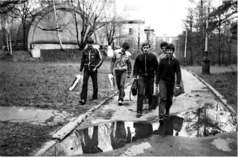 Если бы мне сказали дай тысячу рублей и сын будет на свободе я бы - фото 15