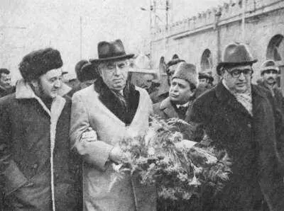 Встреча в Азербайджане Ф Амиров А Хачатурян А Гаджиев С Гаджибеков С - фото 45