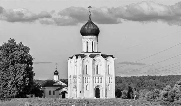 Храм Покрова Пресвятой Богородицы на Нерли На Руси был широко распространен - фото 245