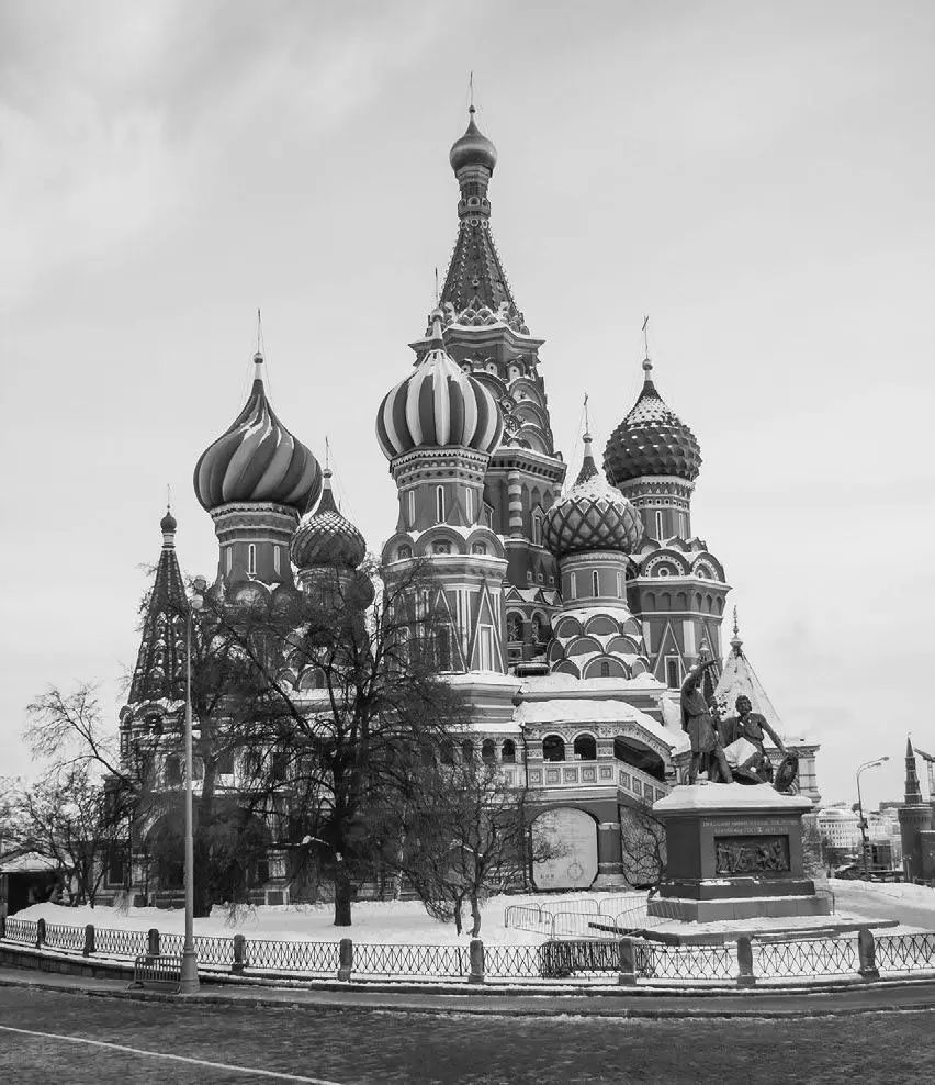 Вид на храм Василия Блаженного основанный царем Иваном Грозным 2 октября 1552 - фото 77