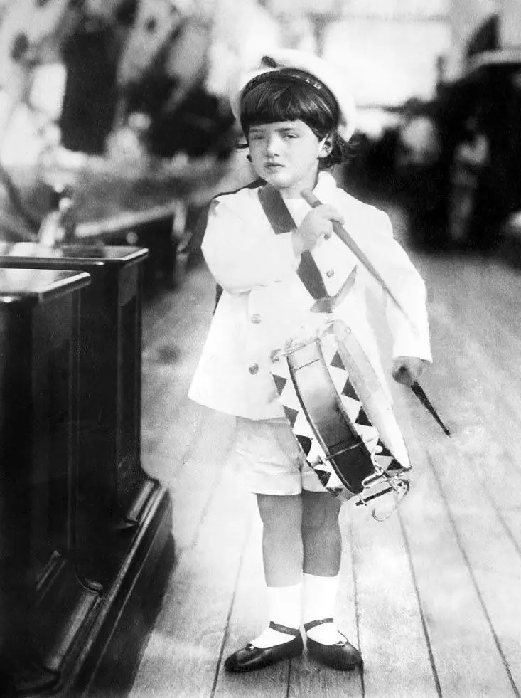 Цесаревич Алексей Николаевич единственный сын Николая II и императрицы - фото 189