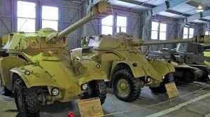 29 Экспозиция танкового музея в Кубинке Россия Подобные AML90 Panhard - фото 31