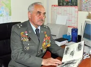 Наши три бригады приняли участие в первом в Анголе Походе на Мавингу и только - фото 179
