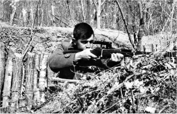 После того как советские военнослужащие покинули Киркинский и Даманский - фото 66