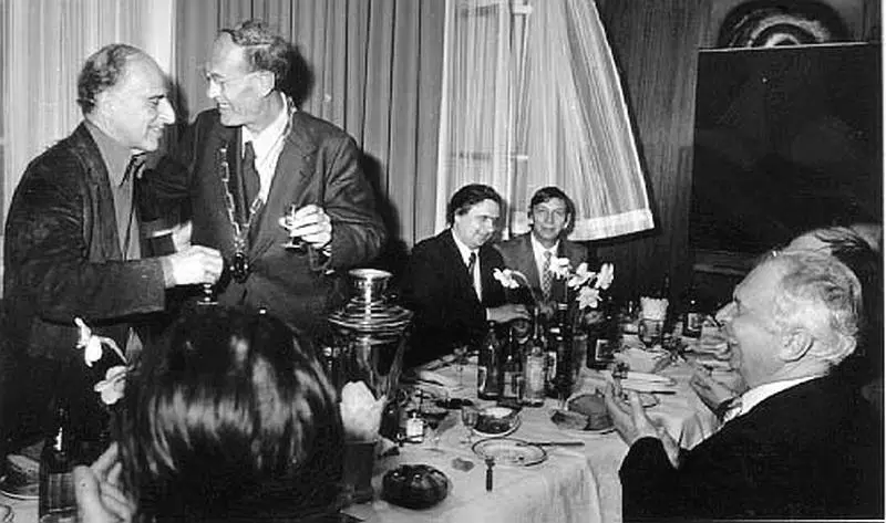 На праздновании 70летия профессора Б Валена Франция 1982 г Бруно - фото 15