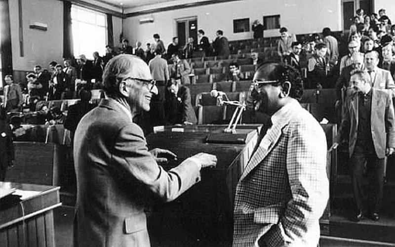 IV Международная школа по нейтронной физике июнь 1982 г Б Понтекорво и - фото 16