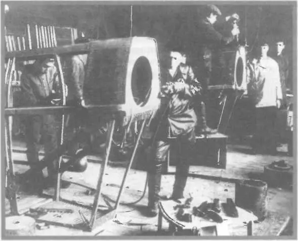 Кольчугинский завод Сборка моторамы саней АНТГУ 1924 г Аэросани AHTIV для - фото 30
