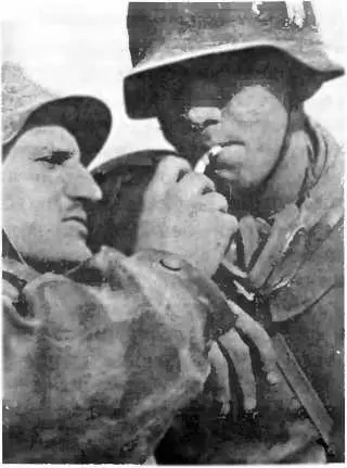 Гренадеры Сталинград осень 1942 г Финские солдаты перед атакой русских - фото 15