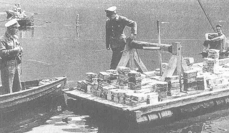 Первая водолазная экспедиция на Топлицком озере в 1959 году Два австрийских - фото 87